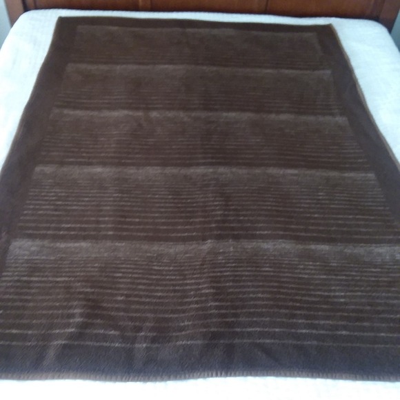 Plush Brown Reversible Striped Pattern Throw Cozy Home Blanket 54‎ x 70 MCM - Picture 10 of 16